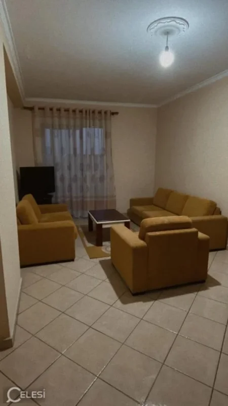 Tirane, jepet me qera apartament 1+1 Kati 8, 78 m² 350 € (Astir)
