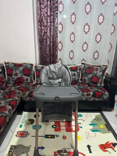 Tirane, shes Karrige Ushqimi per Femije 70 €