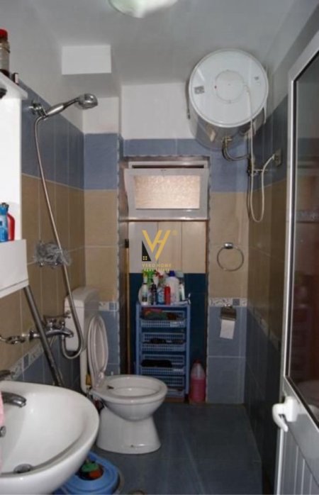 Tirane, shitet apartament 2+1+Ballkon Kati 1, 65 m² 150.000 € (SELVIA)