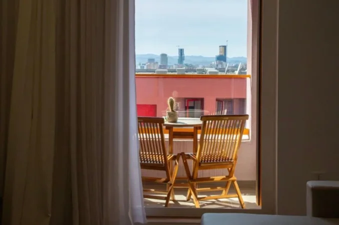 Tirane, jepet me qera apartament 1+1 Kati 5, 60 m² 500 € (ali demi)