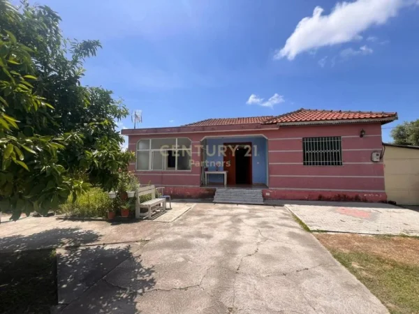 Tirane, shitet shtepi Kati 1, 100 m² 80.000 € 