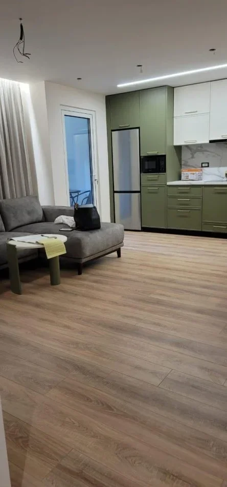 Tirane, jepet me qera apartament 2+1 Kati 3, 93 m² 900 € (JEPET SUPER APARTAMENT LUX 2+1 ME QERA NE QENDER)