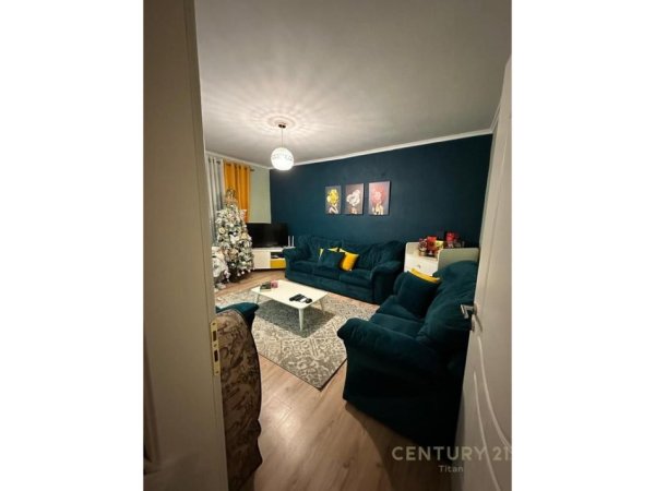 Tirane, shitet apartament 1+1 Kati 5, 63 m² 115.000 € (Ish-Parku)