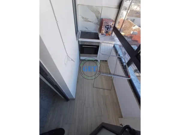 Durres, jepet me qera apartament 2+1 , 58 m² 300 € 