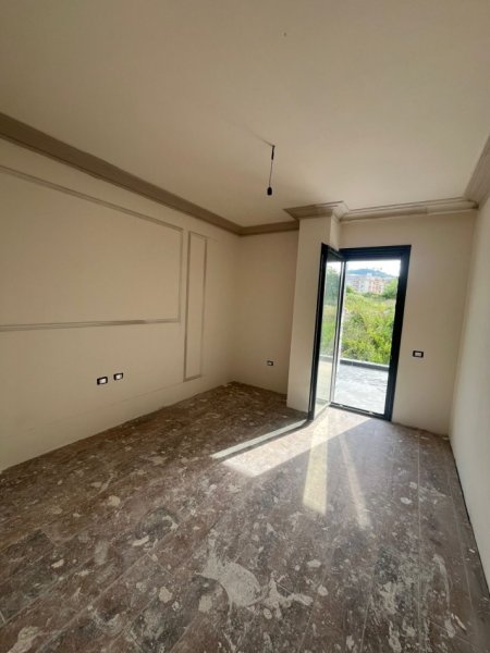 Tirane, jepet me qera apartament 2+1 Kati 1, 103 m² 1.200 € (Liqeni i Thate, prane Spitalit te Kafsheve)