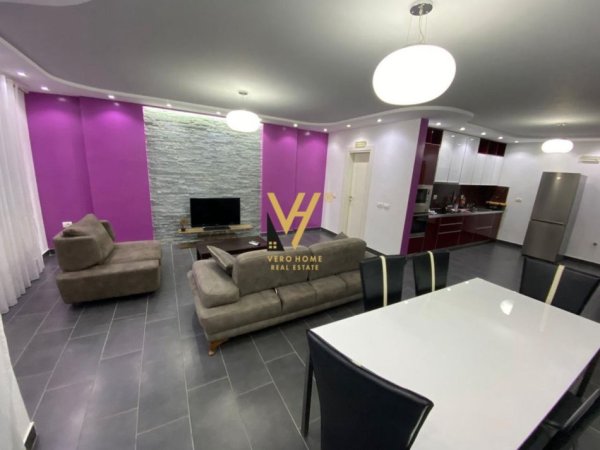 Tirane, jepet me qera apartament duplex 3+1+Ballkon Kati 4, 125 m² 600 € (ASTIR)