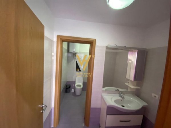 Tirane, jepet me qera apartament duplex 3+1+Ballkon Kati 4, 125 m² 600 € (ASTIR)