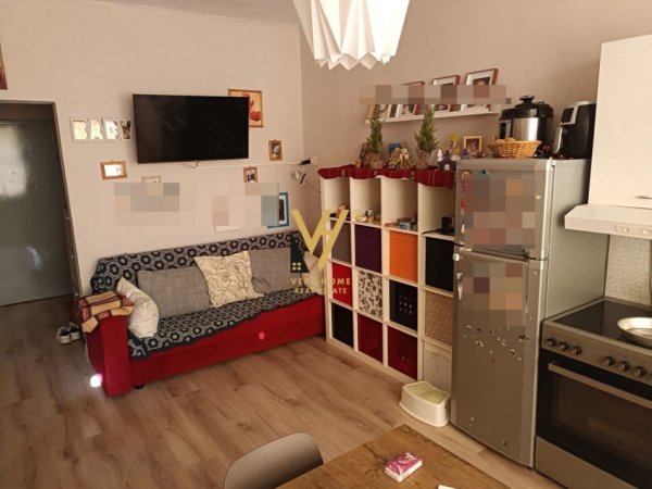 Tirane, jepet me qera apartament 2+1+Ballkon Kati 2, 70 m² 500 € (RRUGA E KAVAJES)