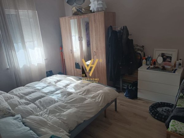 Tirane, jepet me qera apartament 2+1+Ballkon Kati 2, 70 m² 500 € (RRUGA E KAVAJES)