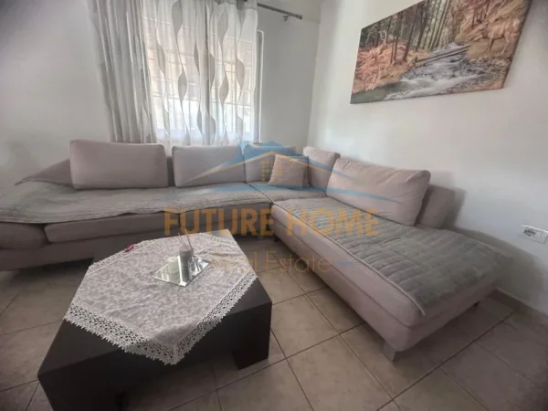 Tirane, shitet apartament 1+1 Kati 5, 52 m² 98.000 € (Hoxha Tahsim)