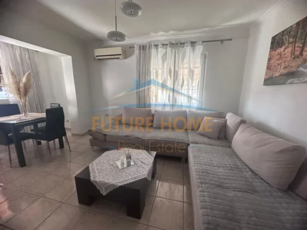 Tirane, shitet apartament 1+1 Kati 5, 52 m² 98.000 € (Hoxha Tahsim)