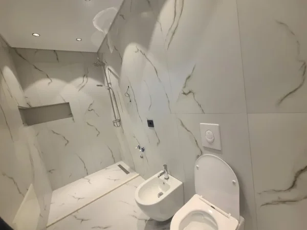 Tirane, shitet apartament 2+1 Kati 7, 118 m² 145.000 € (Astir)