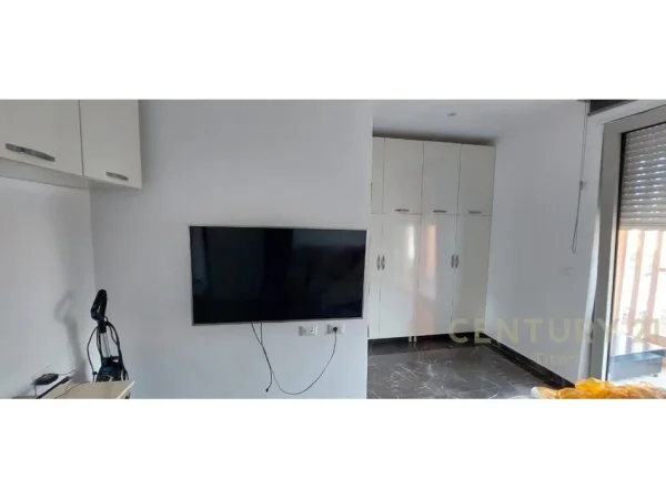 Tirane, shitet apartament 1+1+Ballkon Kati 5, 73 m² 185.000 € (Residenca Foleja e Gjelber)