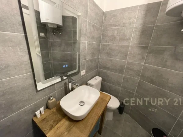 Golem, shitet 1+1 Kati 15, 50 m² 49.000 € (Shkembi Kavajes Kamelia)