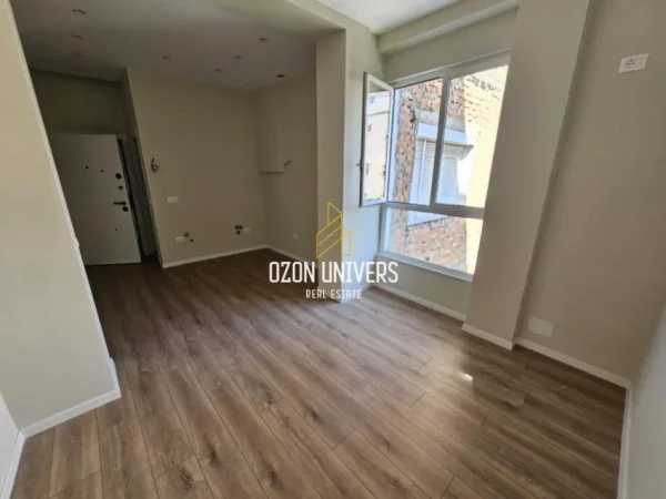 Tirane, shitet apartament 1+1 Kati 4, 42 m² 118.000 € (Myslym Shyri)