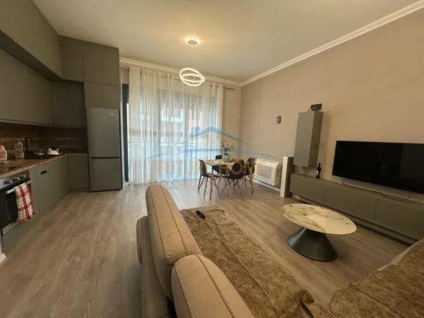 Tirane, jepet me qera apartament 1+1 Kati 6, 72 m² 800 € (Rruga e Kavajes)