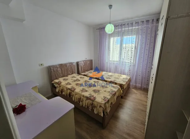 Tirane, shitet 2+1+Ballkon Kati 3, 80 m² 120.000 € (fresku)