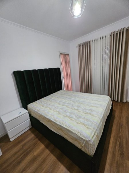 Tirane, jap me qera apartament 1+1 Kati 2, 65 m² 700 € (rrugahaxhi hysen dalliu)
