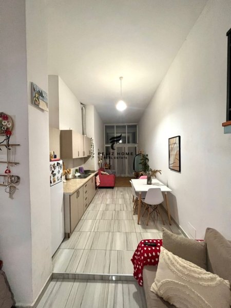 Tirane, shitet apartament duplex Dublex Kati 1, 59 m² 75.000 € (5 MAJI)