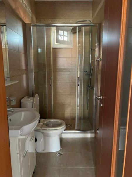 Tirane, jepet me qera 2+1+BLK Kati 3, 85 m² 650 Euro