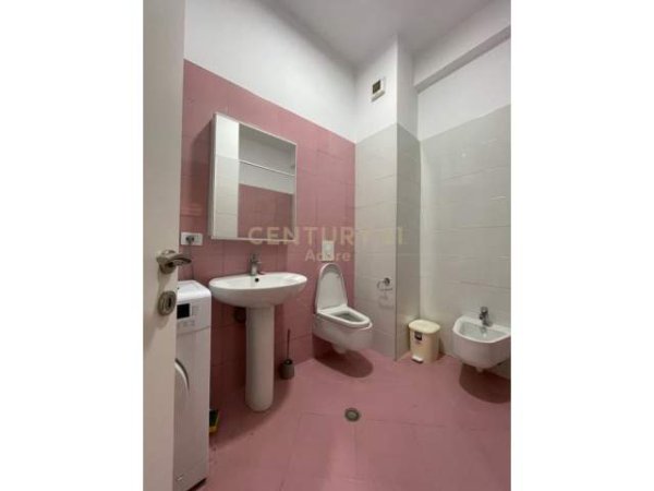 Tirane, shitet apartament 1+1+BLK Kati 1, 88 m² 135.000 Euro (Rezidenca Kodra e Diellit 2)