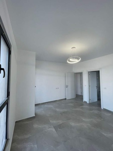 Tirane, jepet me qera apartament 3+1+A+BLK Kati 2, 127 m² 400 Euro
