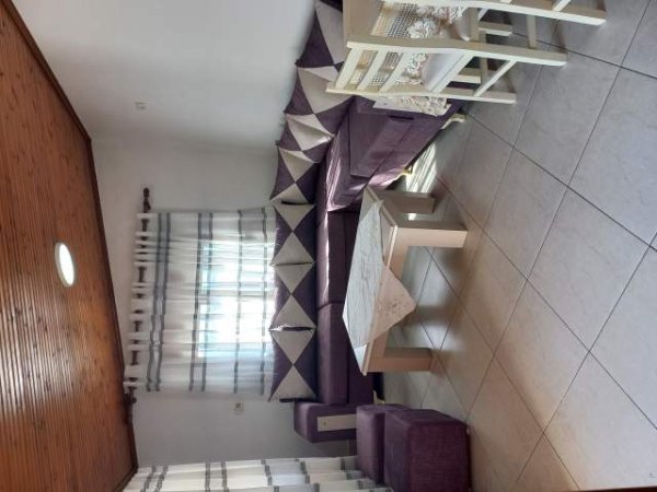 Tirane, jepet me qera apartament 2+1+BLK Kati 3, 92 m² 40.000 Leke (Rruga "Andon Frasheri" 5 min nga SUT)