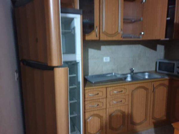 Tirane, jepet me qera apartament 2+1+A+BLK Kati 2, 105 m² 35.000 Leke (Teodor Keko)
