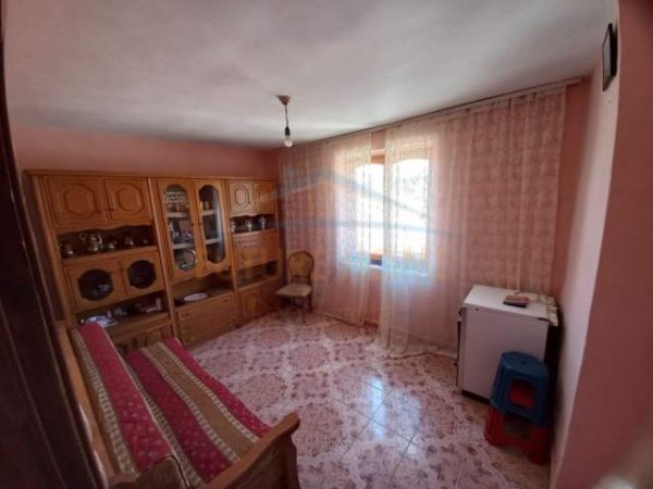 Korce, shitet apartament 1+1 Kati 4, 60 m² 23.000 Euro (Lagjia 4, Korçë)