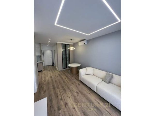 Tirane, jepet me qera apartament 1+1+BLK Kati 1, 65 m² 650 Euro (Park Life Rezidence)
