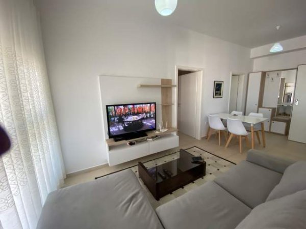 Tirane, jepet me qera apartament 1+1+post parkim, Kati 3, 70 m² 350 Euro (Ali Dem Kompleksi Mangalem)