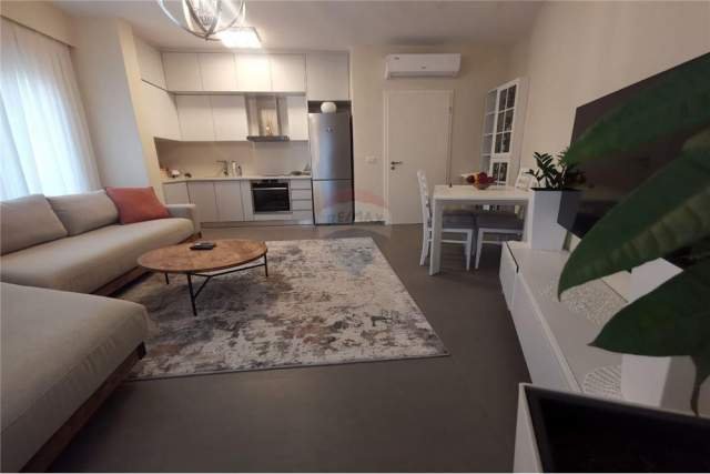 Tirane, jepet me qera apartament 1+1+A+BLK Kati 6, 72 m² 650 Euro (Ministria e Drejtesise)