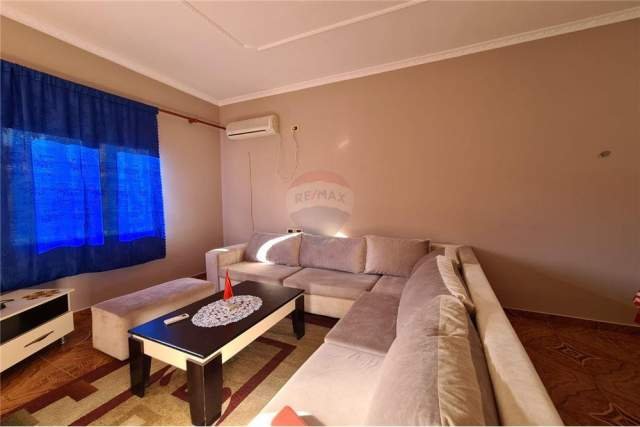 Tirane, jepet me qera apartament Kati 2, 90 m² 350 Euro (rruga elbasanit)