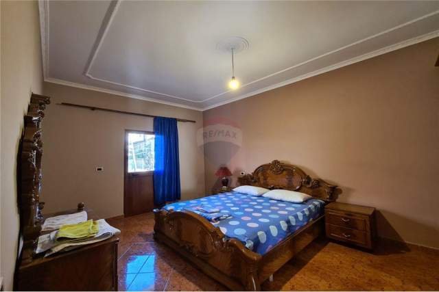 Tirane, jepet me qera apartament Kati 2, 90 m² 350 Euro (rruga elbasanit)