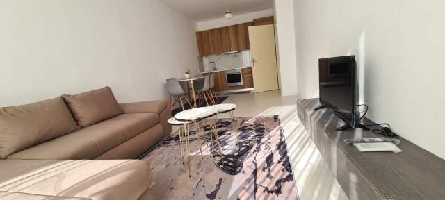 Tirane, jepet me qera apartament 2+1+BLK Kati 3, 96 m² 500 Euro (ish fusha e Aviacionit)