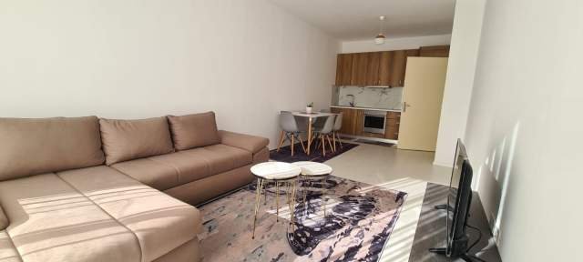 Tirane, jepet me qera apartament 2+1+BLK Kati 3, 96 m² 500 Euro (ish fusha e Aviacionit)
