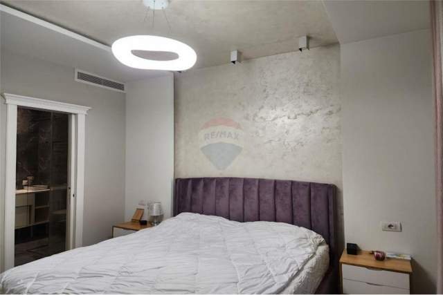 Tirane, jepet me qera apartament Kati 4, 140 m² 1.500 Euro (kompleksi deliorgji)