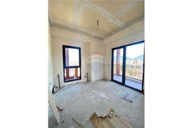 Tirane, shitet apartament 2+1 Kati 2, 125 m² 220.000 Euro (Rruga e Kavajes)