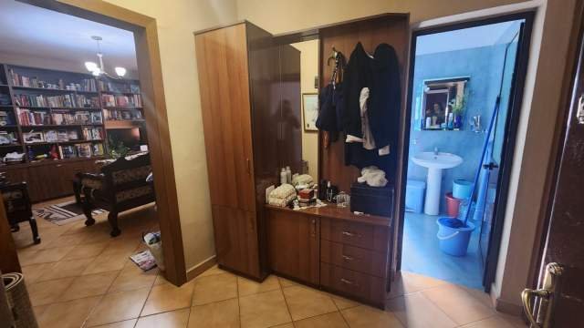 Tirane, shitet apartament 2+1 Kati 4, 67 m² 95.000 Euro (Rruga Qemal Stafa)