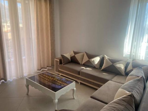 Tirane, jepet me qera apartament 2+1 Kati 2, 100 m² 450 Euro (rruga e dibres)
