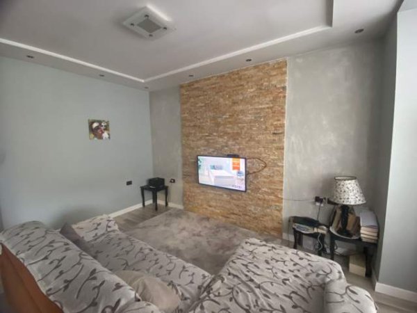 Tirane, shitet apartament 2+1+BLK Kati 6, 71 m² 110.000 Euro (Myslym Shyri)