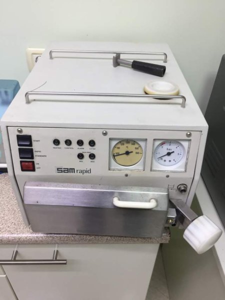 Tirane, shes pajisje sterilizuese Autoclave 300 Euro