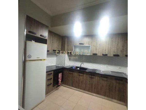 Tirane, shes apartament 2+1, 99.000 € (astir)