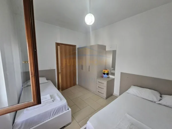 Tirane, jepet me qera apartament 1+1 Kati 11, 52 m² 650 € (Qender)