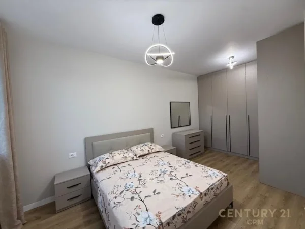 Tirane, jepet me qera apartament 1+1 Kati 6, 66 m² 600 € (Fusha e Aviacionit)