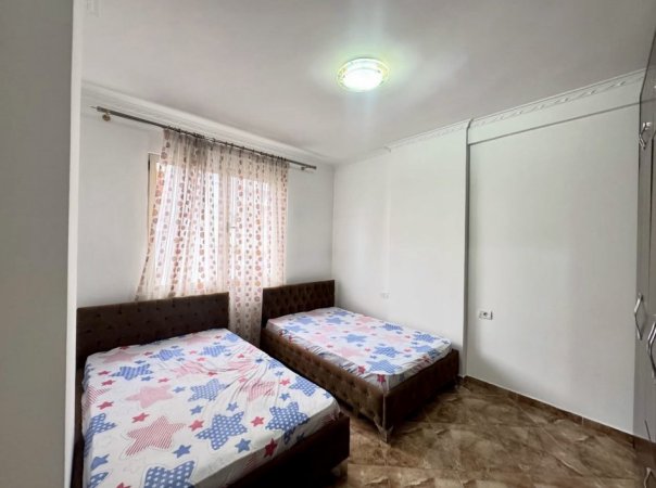 Tirane, jepet me qera apartament 2+1+Ballkon Kati 4, 110 m² 500 € (Astir, Prane Bar Oslo)
