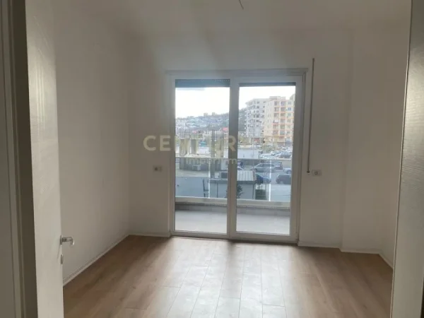 Tirane, shitet apartament 2+1 , 115 m² 162.000 € (Unaza e Re)