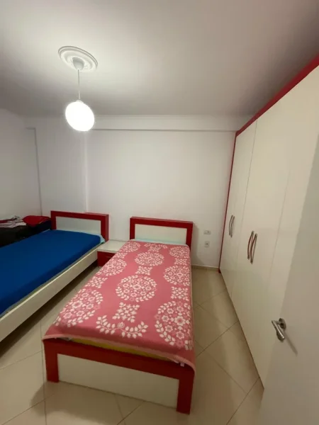 Tirane, jepet me qera apartament 1+1 Kati 3, 52 m² 400 € (Astir)