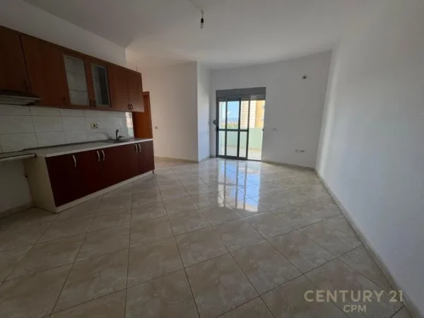 Tirane, shitet 2+1 Kati 4, 888 m² 1.020.000 € 
