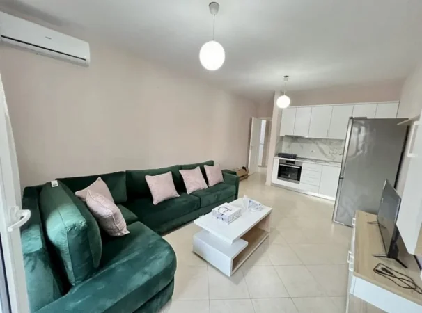 Tirane, jepet me qera apartament 2+1+Ballkon Kati 2, 99 m² (Rruga 5-Maji)